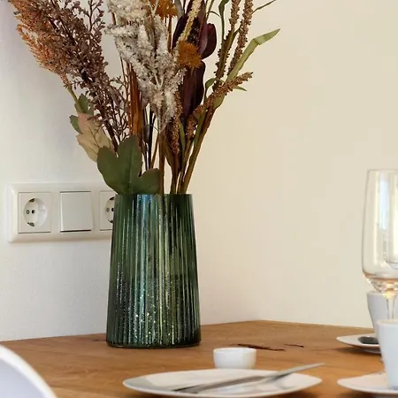 Appartement Seeblick25 - - Balkony - Wifi - Great View - New & Modern *